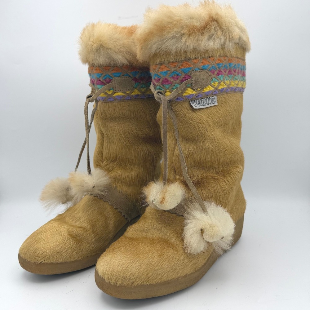 Vintage Tecnica Moon Boots Womens 38 Tan Goat Hair Fur Pom Pom Embroidered Italy